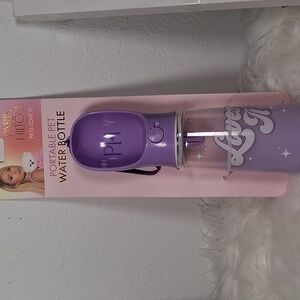 PARIS HILTON Pets Loves  It Portable Pet Water Bottle